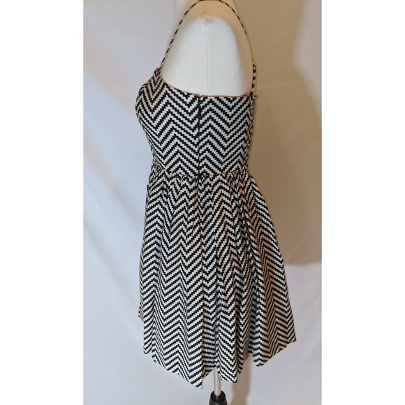 Jessica Simpson Chevron Dress Black White‎ Spaghetti Straps Convertible Lined 4 - Picture 4 of 11